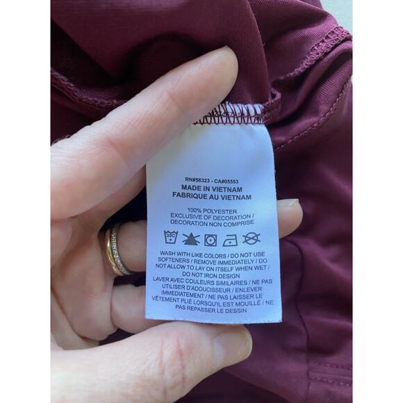 Nike Shirt Mens Size Medium Dri Fit Long Sleeve Maroon Black Swoosh Gym Athletic - Picture 5 of 7